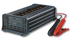 vmax-bc1207-12-volt-7-amp-7-stage-smart-battery-charger-for-agm-gel-or-starting-batteries_6736498