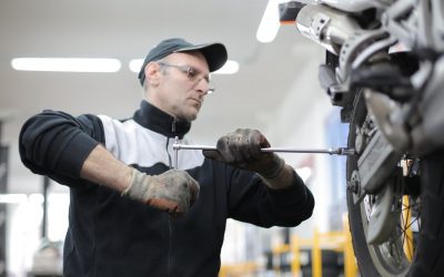 4 Tell-Tale Signs Your Motorcycle Needs a New Battery